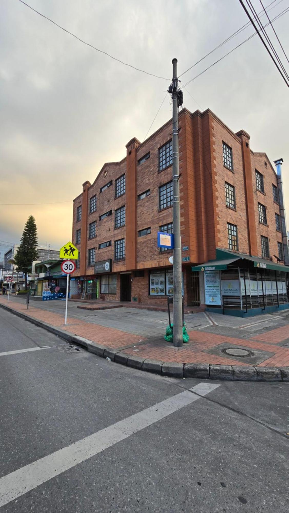 Hotel Castellana 95 Bogota Exterior photo